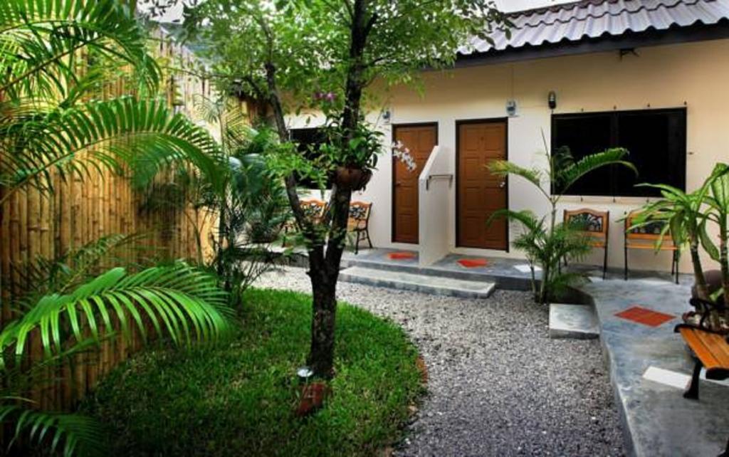 Karon Pool Hotel 外观 照片